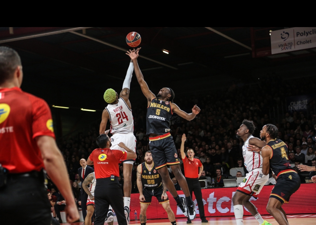 包含欧洲篮球赛事火热展开，吸引万千球迷的词条