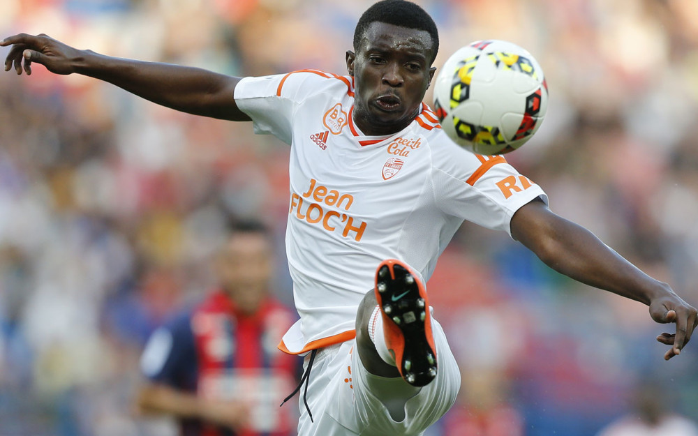 包含雷恩主场大胜尼姆，取得反弹胜利的词条