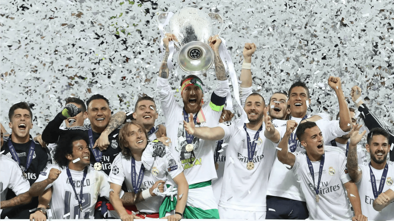 包含皇家马德里主场大胜，稳坐联赛榜首的词条