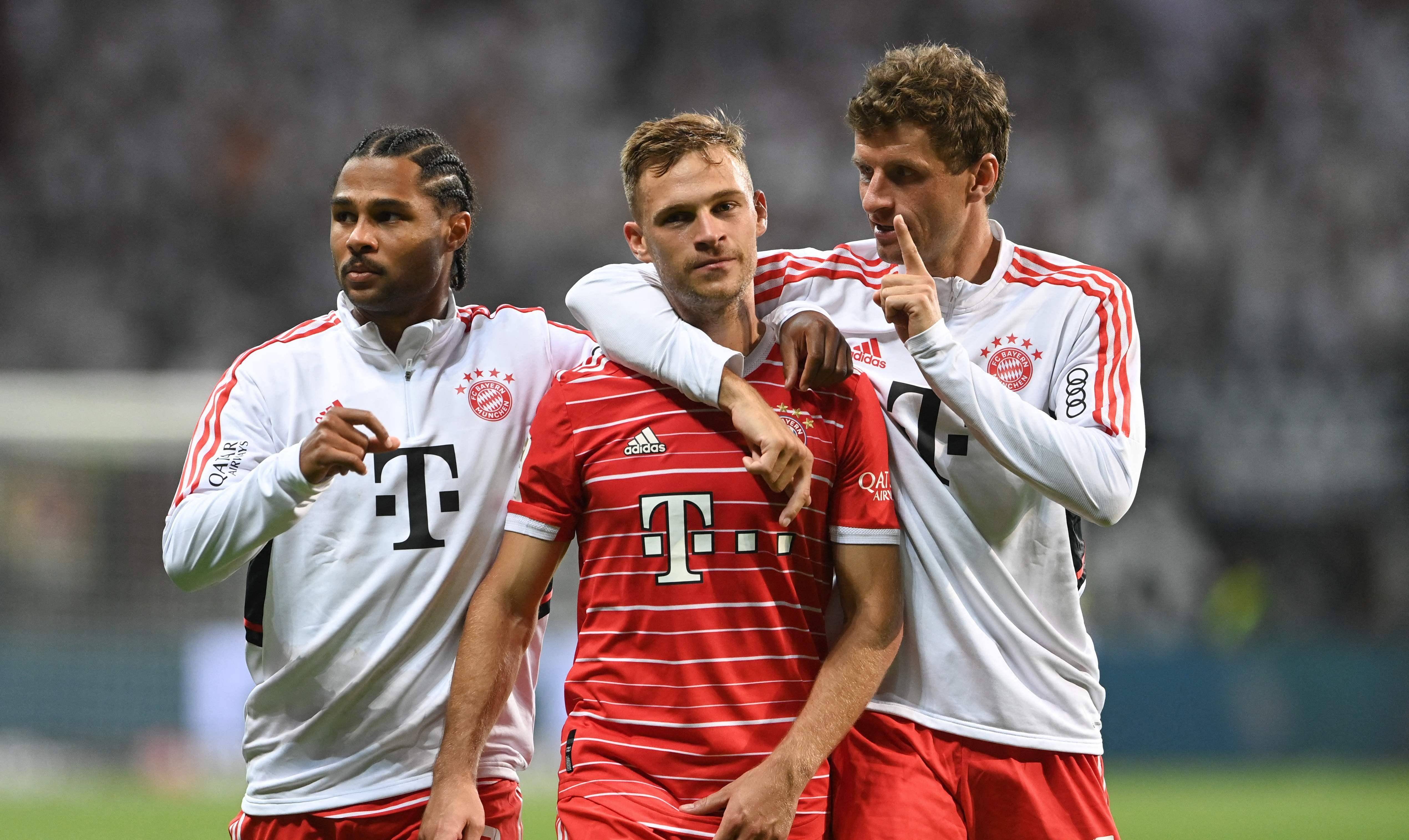 包含拜仁横扫对手，轻松晋级四强的词条