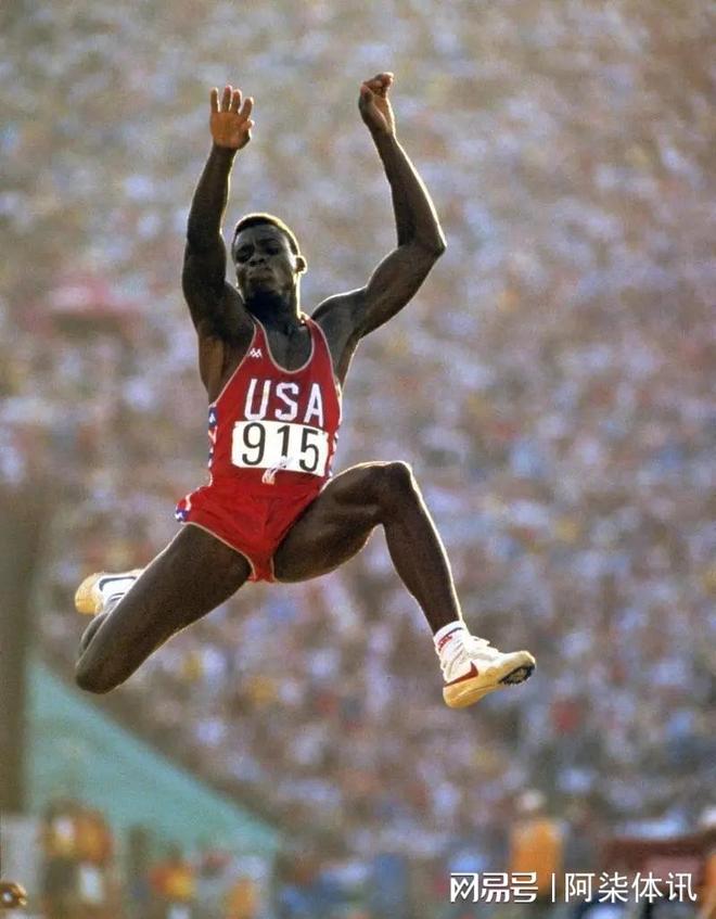 短跑比赛中美国选手表现抢眼