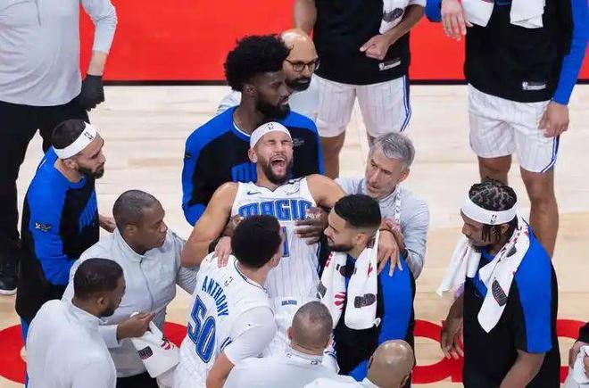 猛龙主控砍下三双，助球队横扫对手