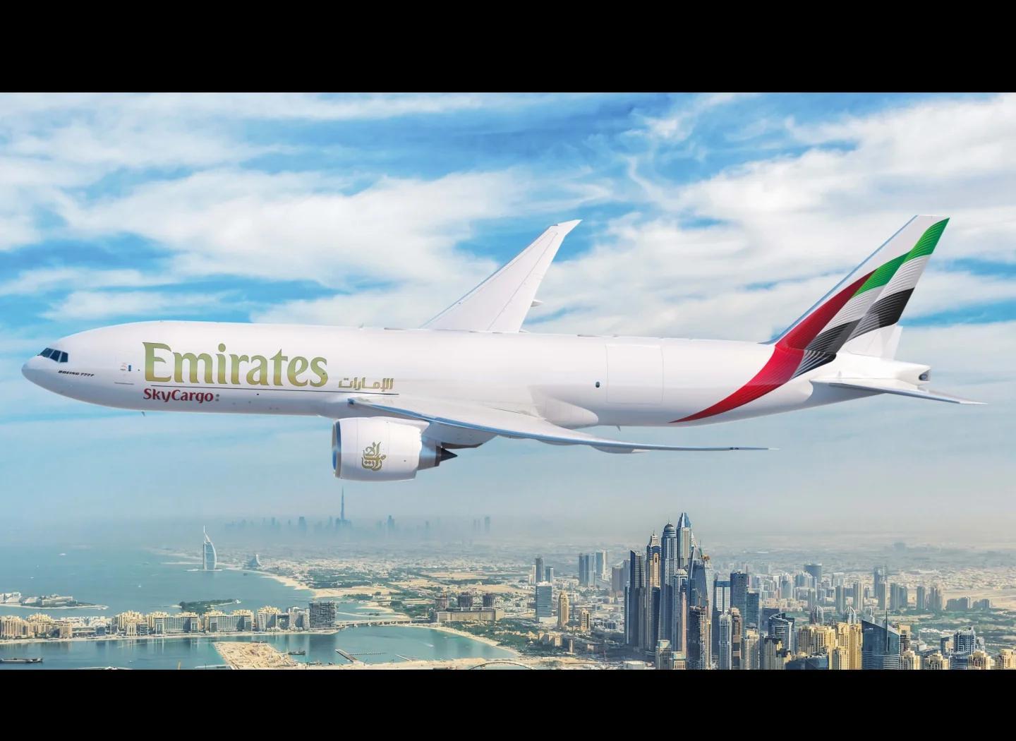 阿联酋队突飞猛进，赢得掌声