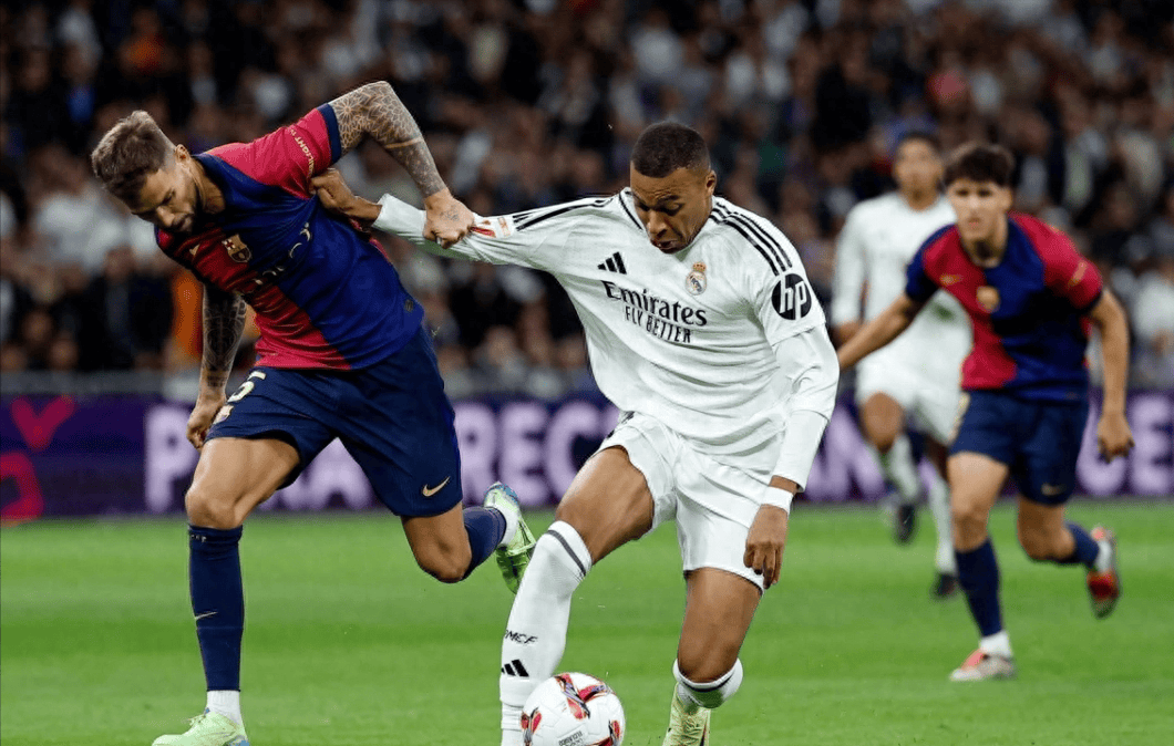 皇马创历史！欧冠比赛中首次完胜利物浦