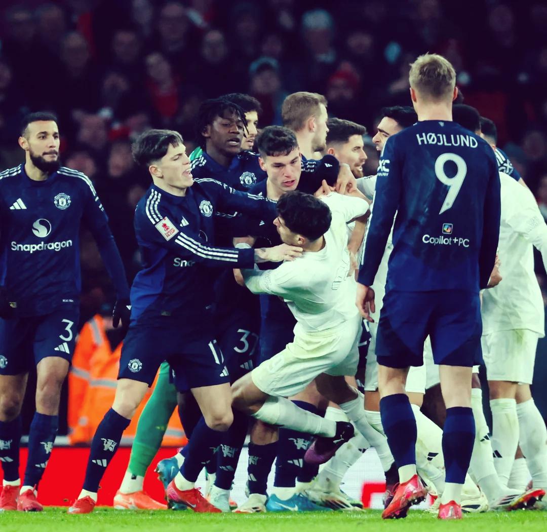 里昂队在里昂球场迎战圣埃蒂安