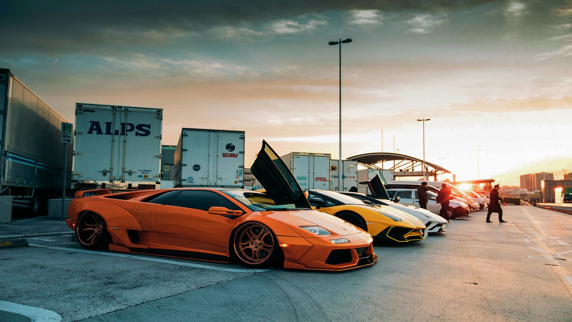 赛道轰鸣下的对位噩梦,当F1揭幕战之夜遇见无解浓眉