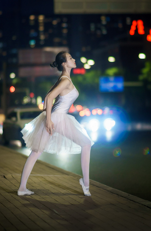 法国锋线难挡,恩佐的节奏魔法改写剧本