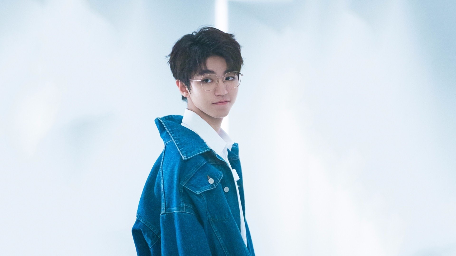 绝境英雄！厄德高一传定江山，波兰险胜冰岛晋级之路现曙光