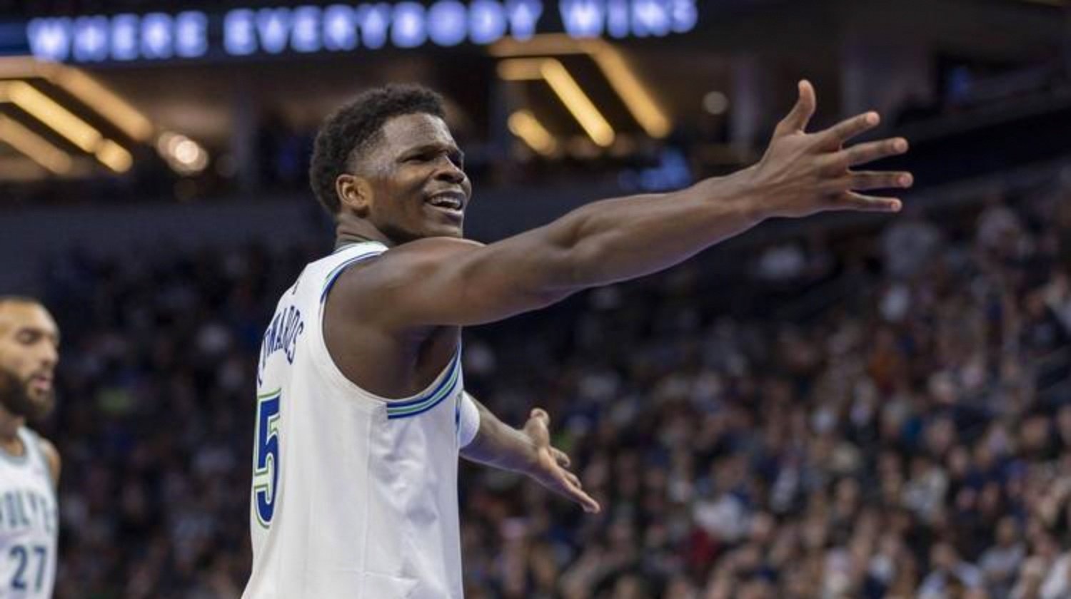 爱德华兹爆发，步行者节奏掌控活塞